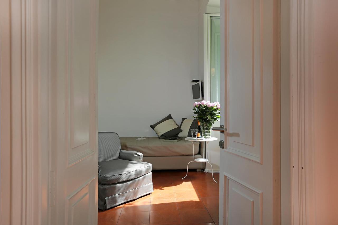 Bed and Breakfast Domus Croce Rom Exterior foto